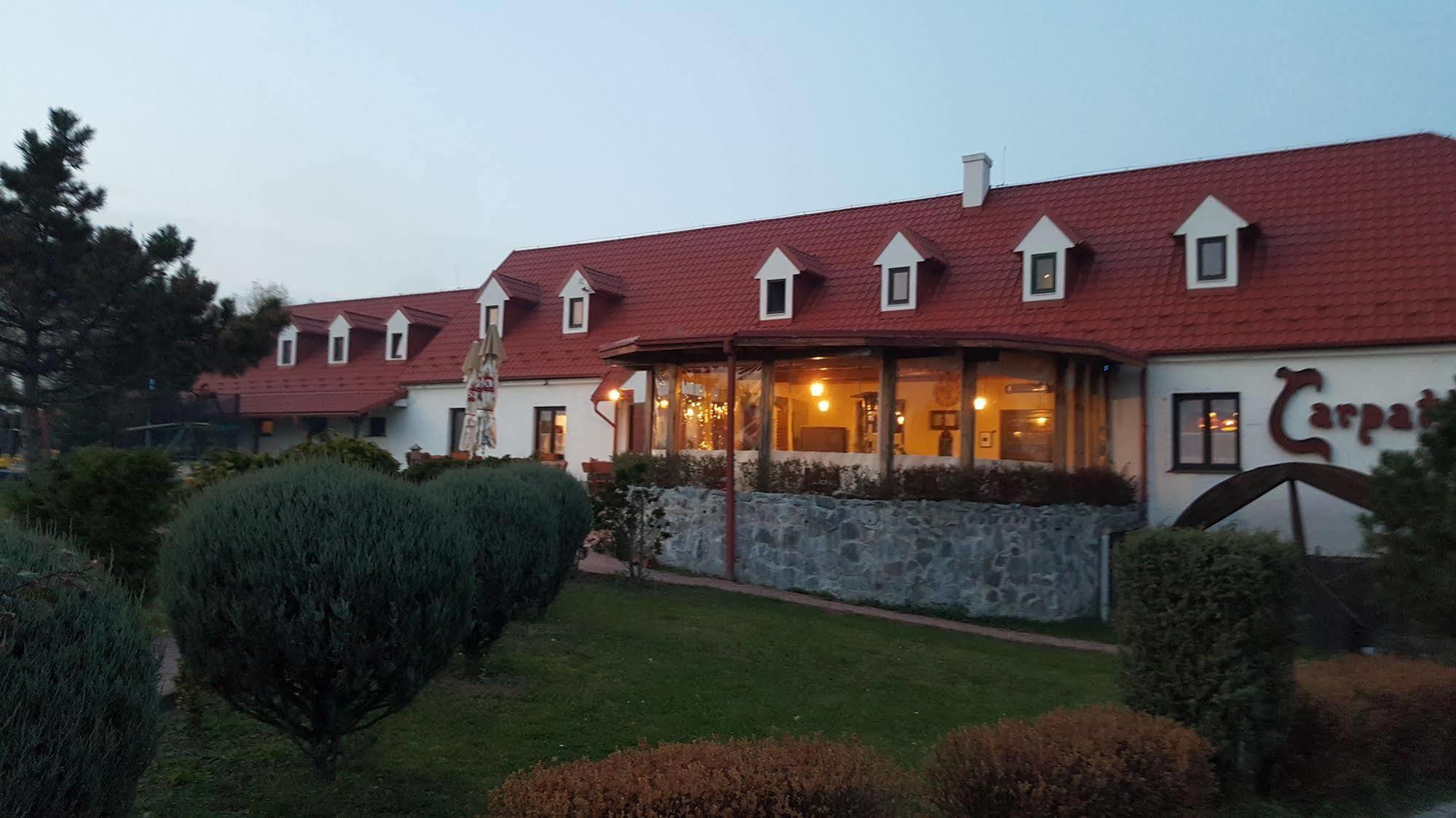 Hotel Carpatia 브라티슬라바 외부 사진